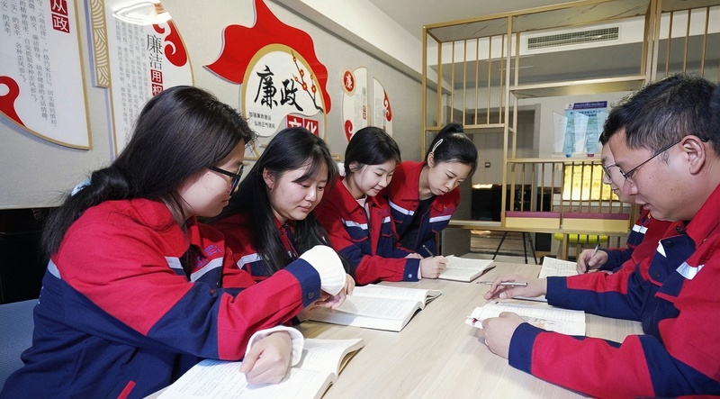 02第二分局河北滦平抽蓄项目廉洁书角.jpg